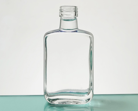 Prostokątna butelka 100ml Extra White Flint Tequila
